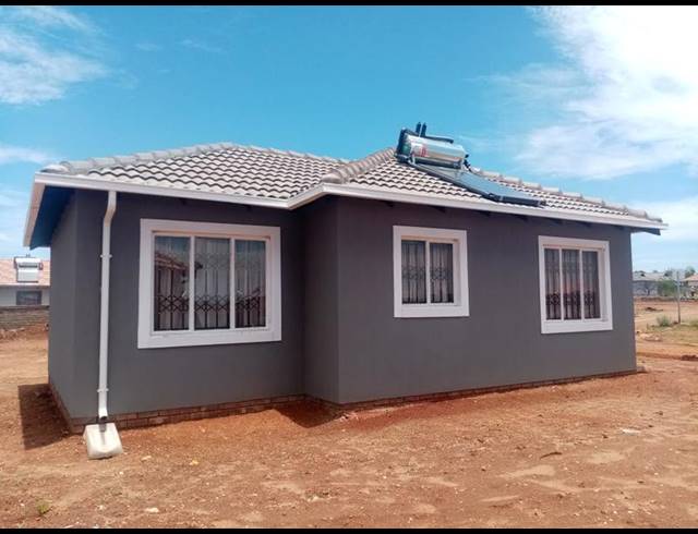 3 BEDROOM HOUSE FOR SALE IN LENASIA SOUTH